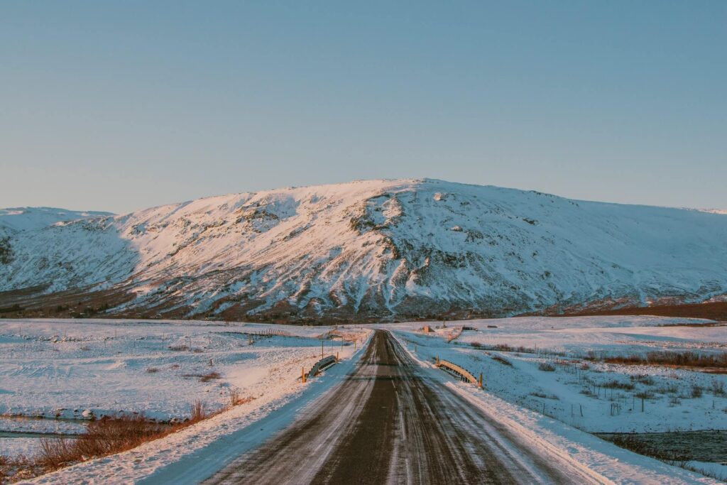 15 Exciting Tours To Take in Iceland This Year 8 Þingvellir, Iceland Golden Circle (1)