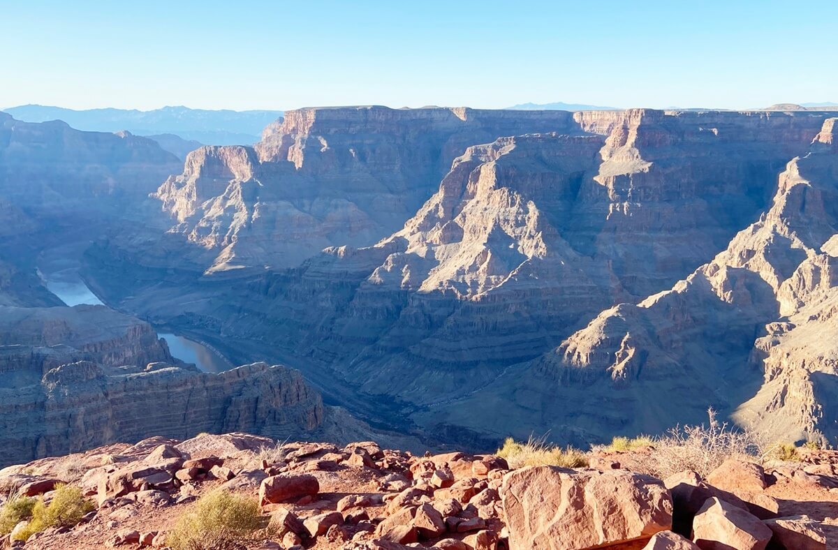 Best 15 Tips For Visiting The Grand Canyon West Rim | Travelcami