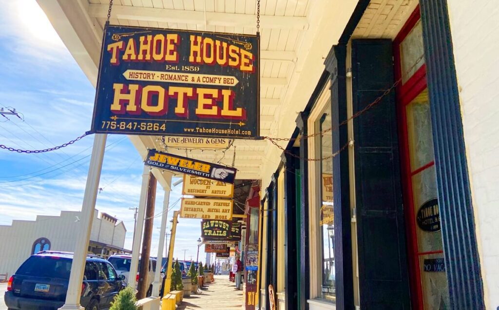 hotel in virginia city nevada