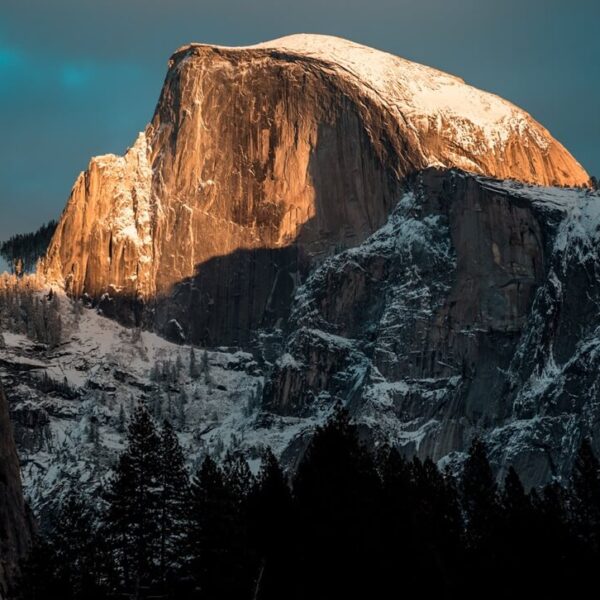 half dome yosemite at night (1)