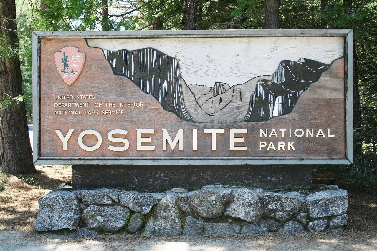 yosemite sign (1)