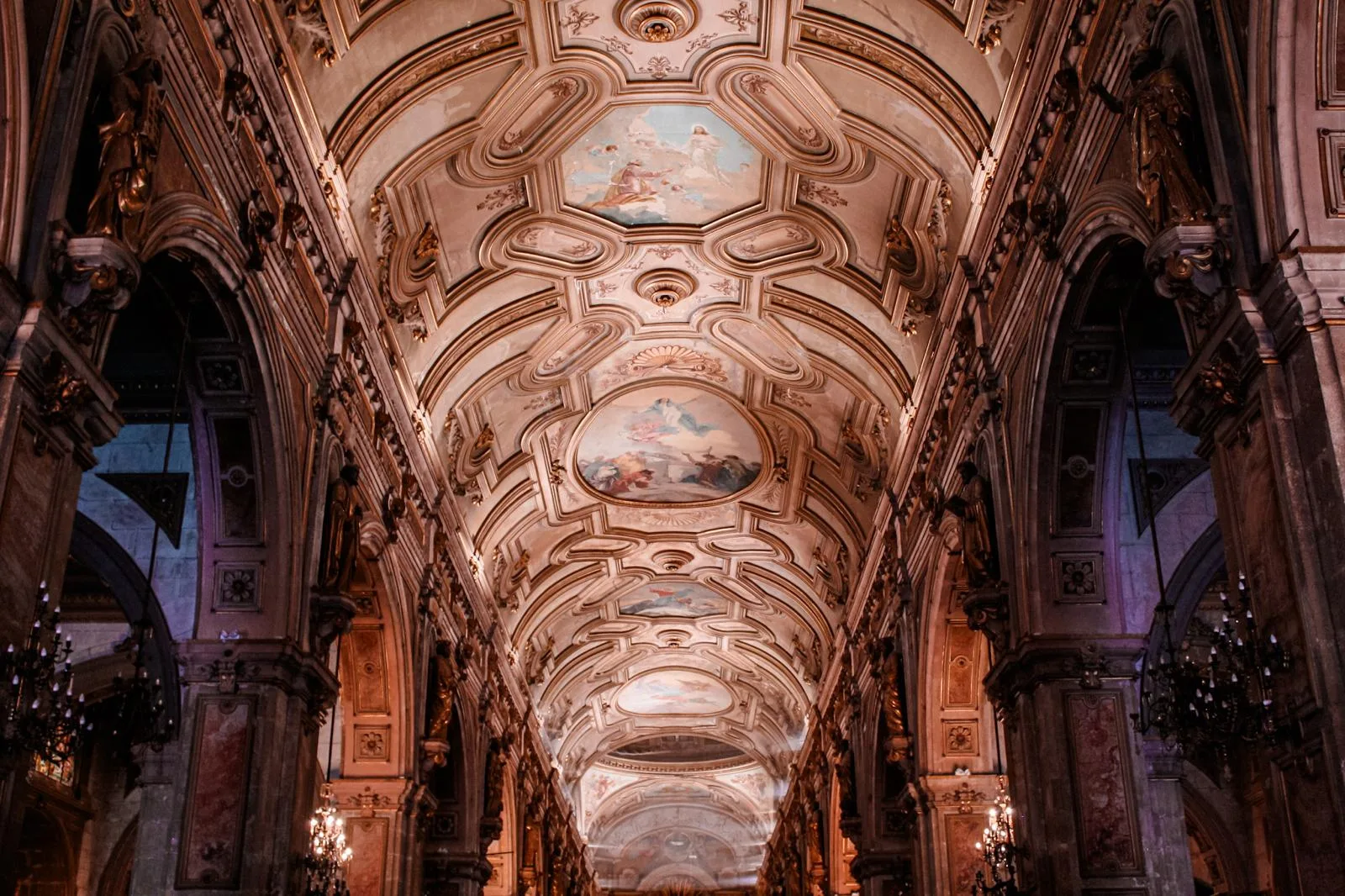Metropolitan Cathedral Santiago Guide